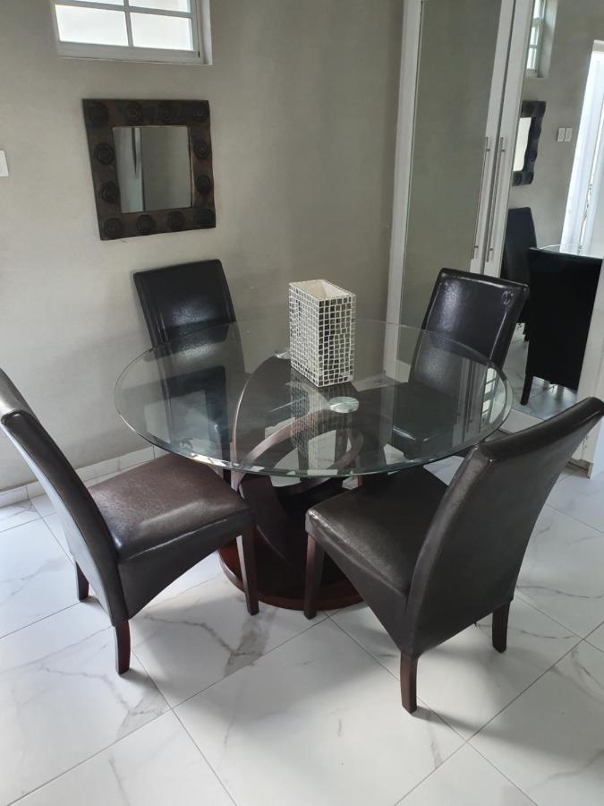 ברידג'טאון Devachan Apartments מראה חיצוני תמונה