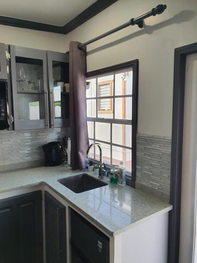 ברידג'טאון Devachan Apartments מראה חיצוני תמונה
